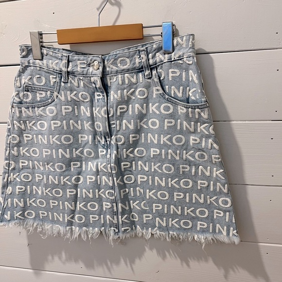 PINKO  All-Over Logo Denim Mini Skirt – size US 6 - Picture 9 of 9